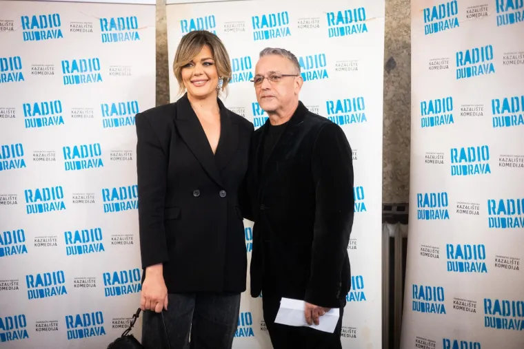 Premijera okupila poznate: Filip Juričić stigao sa sinom, evo tko se sve pojavio