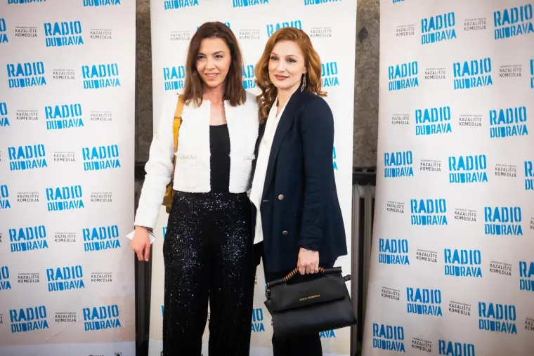 Premijera okupila poznate: Filip Juričić stigao sa sinom, evo tko se sve pojavio