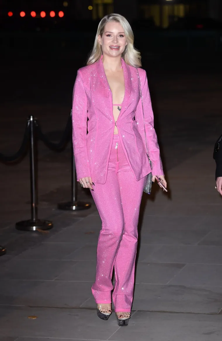 Problematična polusestra Kate Moss u nevolji: Sad je zapala u dugove