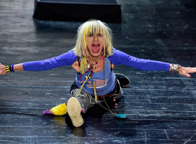 I dalje &scaron;okira javnost: Nitko ne vjeruje koliko ona ima godina i kako prkosi gravitaciji