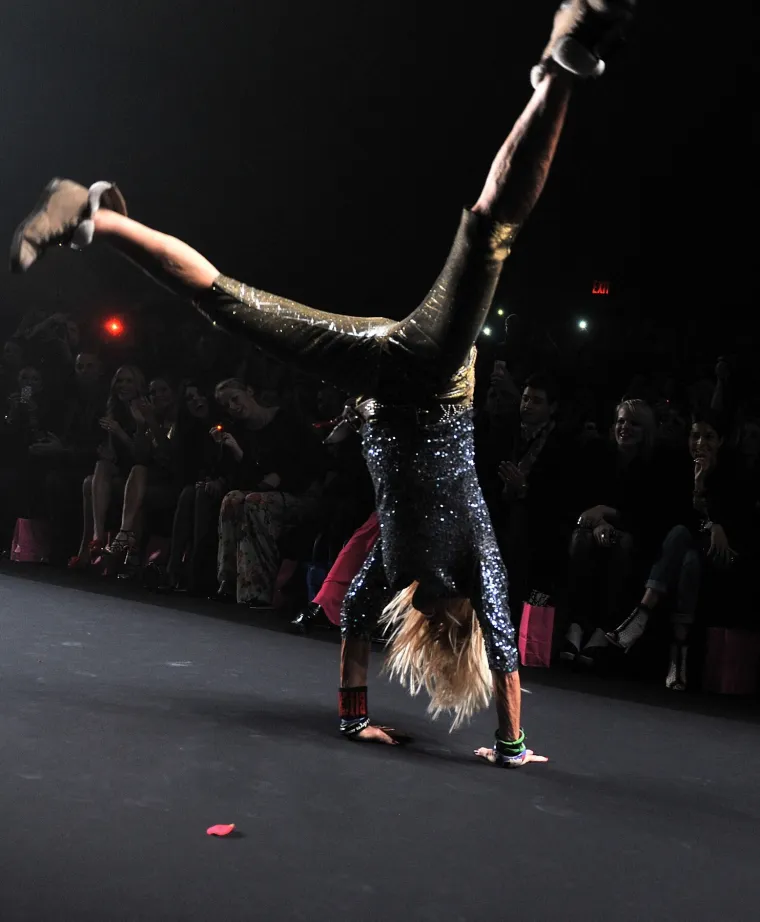 I dalje &scaron;okira javnost: Nitko ne vjeruje koliko ona ima godina i kako prkosi gravitaciji