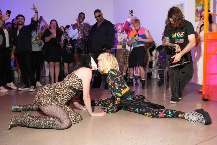 I dalje &scaron;okira javnost: Nitko ne vjeruje koliko ona ima godina i kako prkosi gravitaciji