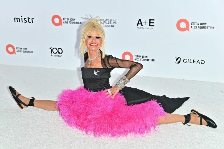 I dalje &scaron;okira javnost: Nitko ne vjeruje koliko ona ima godina i kako prkosi gravitaciji