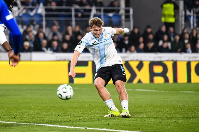 Armada u ratu protiv žestoke navijačke skupine: Ultrasi su samo gledati Riječane na tribini