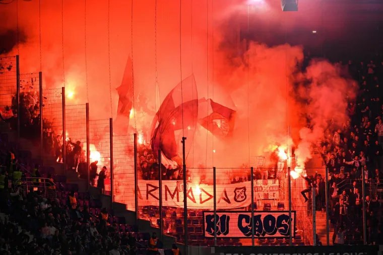 Armada u ratu protiv žestoke navijačke skupine: Ultrasi su samo gledati Riječane na tribini