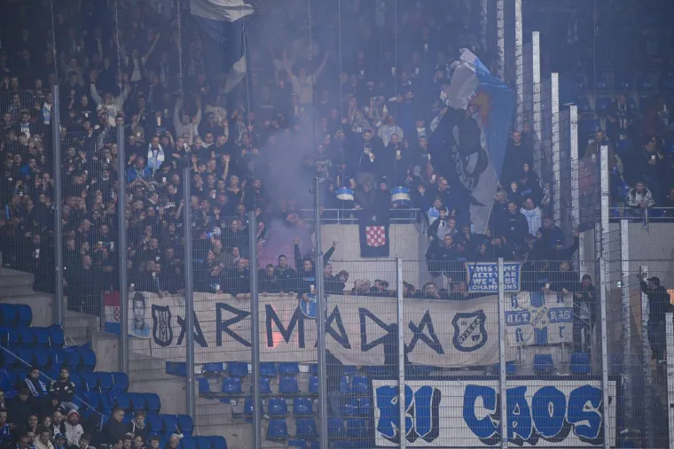Armada u ratu protiv žestoke navijačke skupine: Ultrasi su samo gledati Riječane na tribini