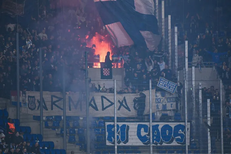 Armada u ratu protiv žestoke navijačke skupine: Ultrasi su samo gledati Riječane na tribini