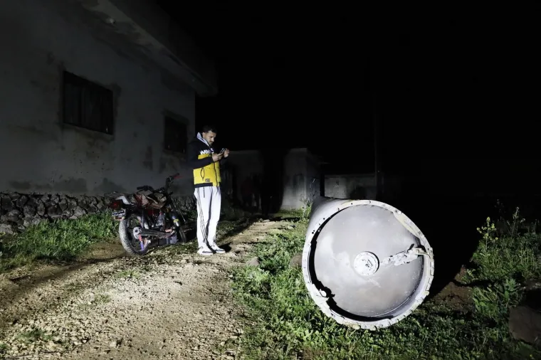 Raketa gre&scaron;kom pala na selo, ljudi su u &scaron;oku: 'Ovo jo&scaron; nismo vidjeli'