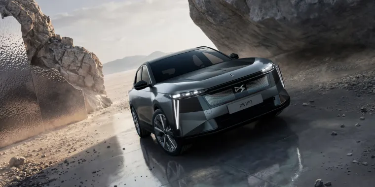 Stigao je! Je li ovo jedan od najljep&scaron;ih i najmoćnijih SUV-ova? 'Kao da lebdite...'