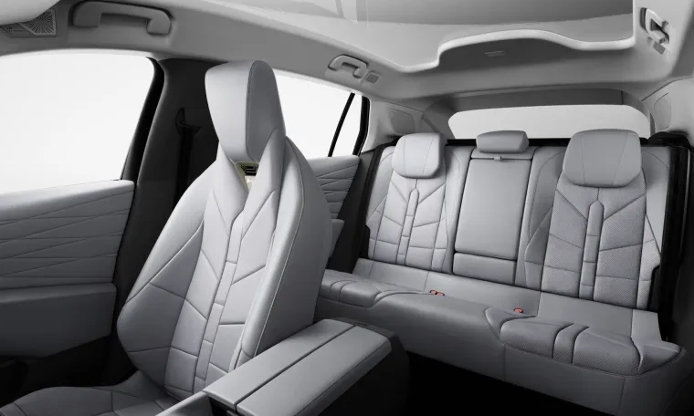 Stigao je! Je li ovo jedan od najljep&scaron;ih i najmoćnijih SUV-ova? 'Kao da lebdite...'