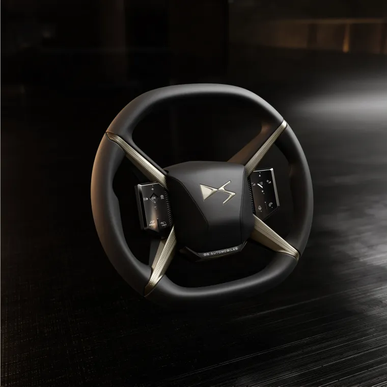 Stigao je! Je li ovo jedan od najljep&scaron;ih i najmoćnijih SUV-ova? 'Kao da lebdite...'