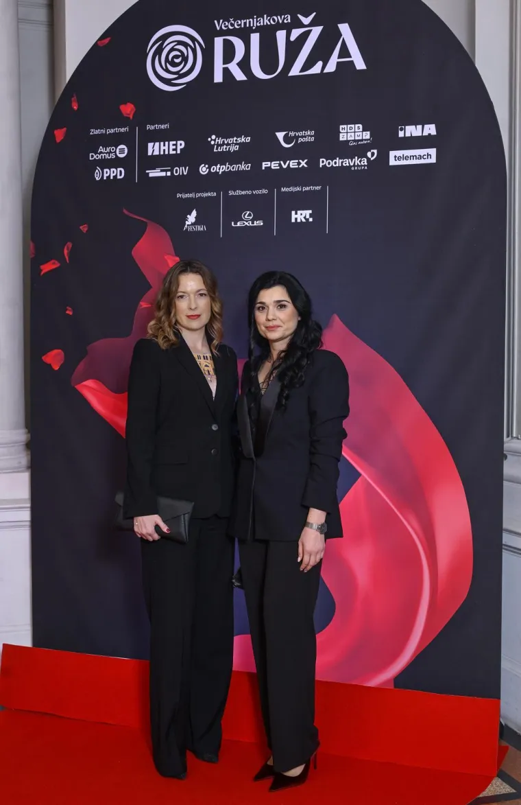 Dodjela Večernjakove ruže: Pogledajte koje su zvijezde zablistale na crvenom tepihu