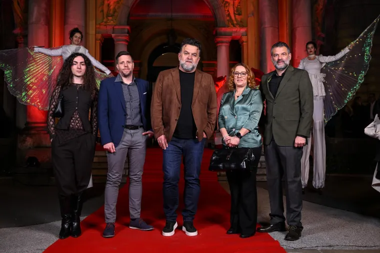 Dodjela Večernjakove ruže: Pogledajte koje su zvijezde zablistale na crvenom tepihu