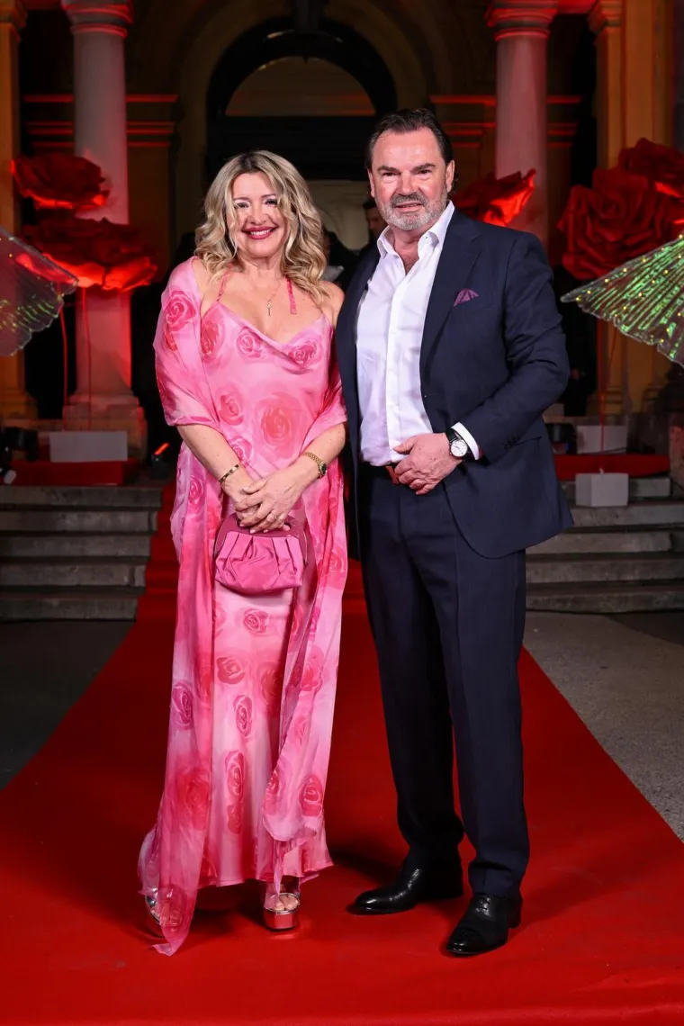 Dodjela Večernjakove ruže: Pogledajte koje su zvijezde zablistale na crvenom tepihu