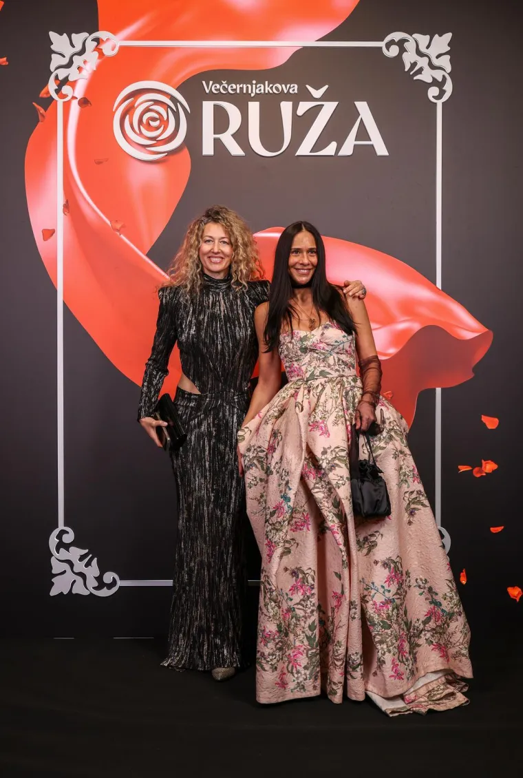 Dodjela Večernjakove ruže: Pogledajte koje su zvijezde zablistale na crvenom tepihu