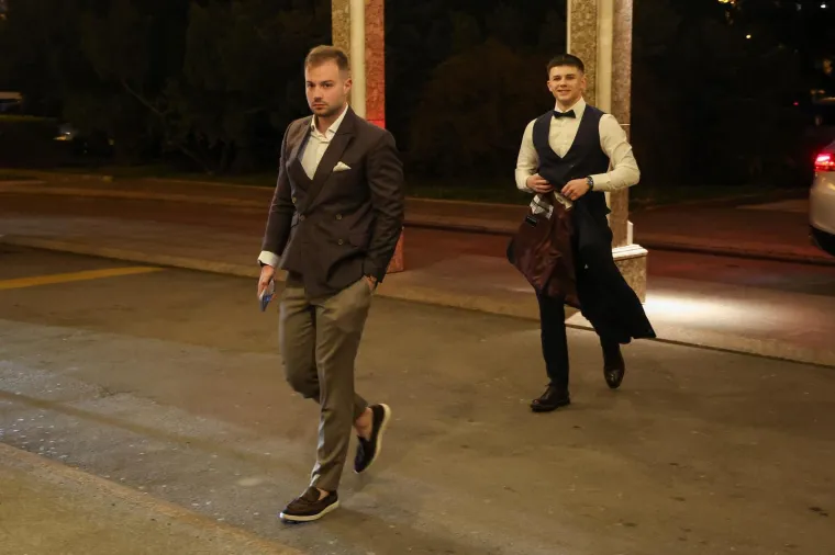 Predsjednik HNS-a se oženio! Pogledajte tko je sve do&scaron;ao na luksuznu svadbu u Westinu