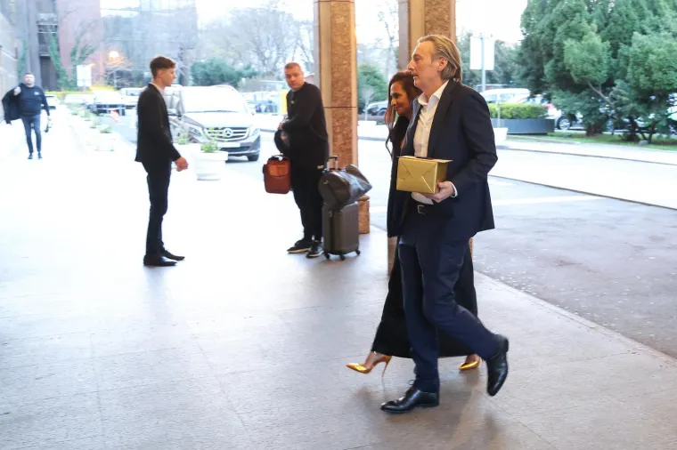 Predsjednik HNS-a se oženio! Pogledajte tko je sve do&scaron;ao na luksuznu svadbu u Westinu