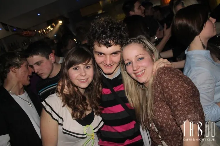 Provod uz lijepe djevojke i narodnjake: Pogledajte kako se izlazilo 2012. na sjeveru Hrvatske