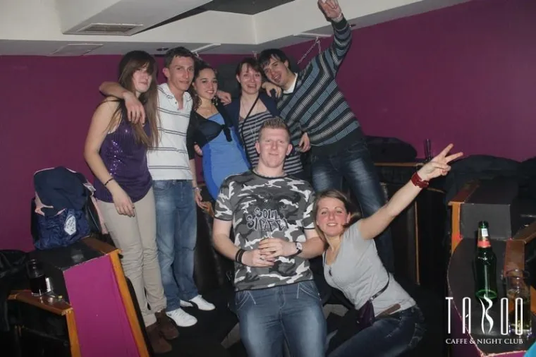 Provod uz lijepe djevojke i narodnjake: Pogledajte kako se izlazilo 2012. na sjeveru Hrvatske