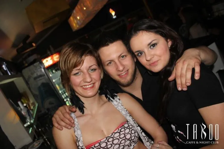 Provod uz lijepe djevojke i narodnjake: Pogledajte kako se izlazilo 2012. na sjeveru Hrvatske