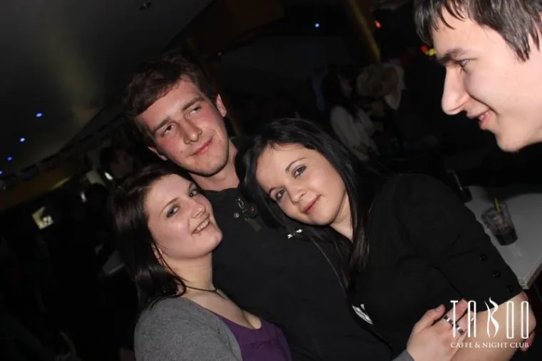 Provod uz lijepe djevojke i narodnjake: Pogledajte kako se izlazilo 2012. na sjeveru Hrvatske