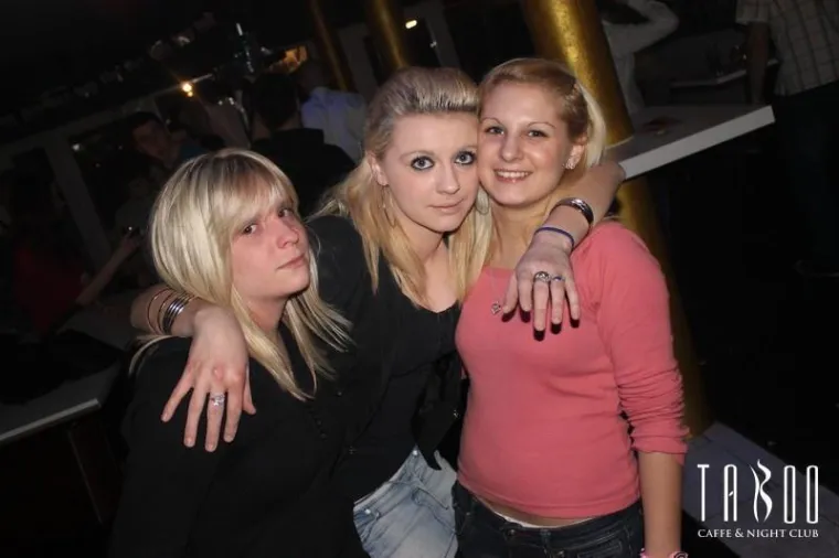 Provod uz lijepe djevojke i narodnjake: Pogledajte kako se izlazilo 2012. na sjeveru Hrvatske