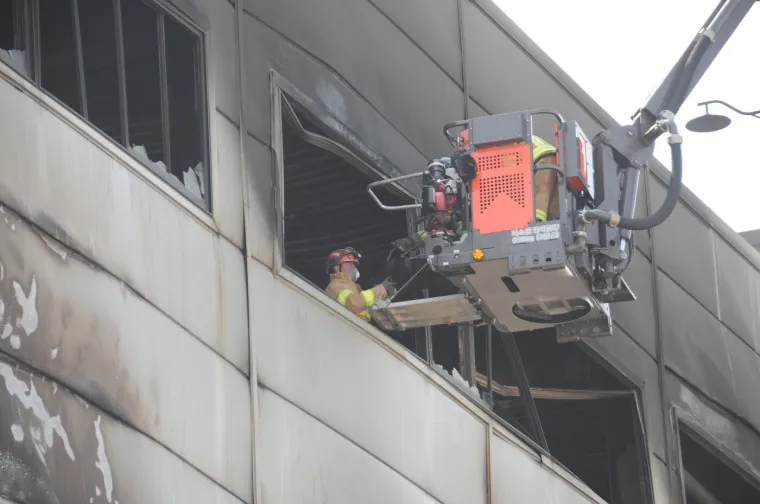 Za vrijeme ručka izbio smrtonosni požar u tvornici autodijelova: Poginulo 14 ljudi, jo&scaron; 60 ozlijeđeno