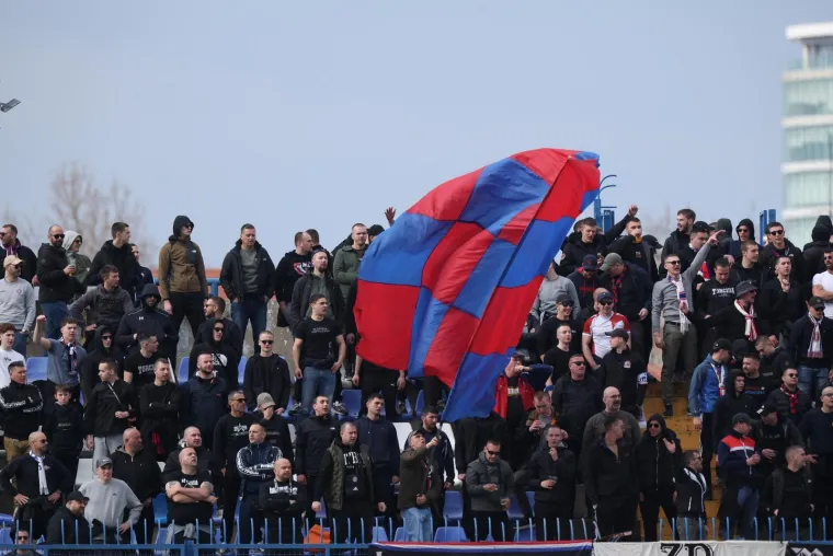 Osebujni trener Vukovara ne može vjerovati &scaron;to ga je sna&scaron;lo: Cijela domaća tribina navija za Hajduk?