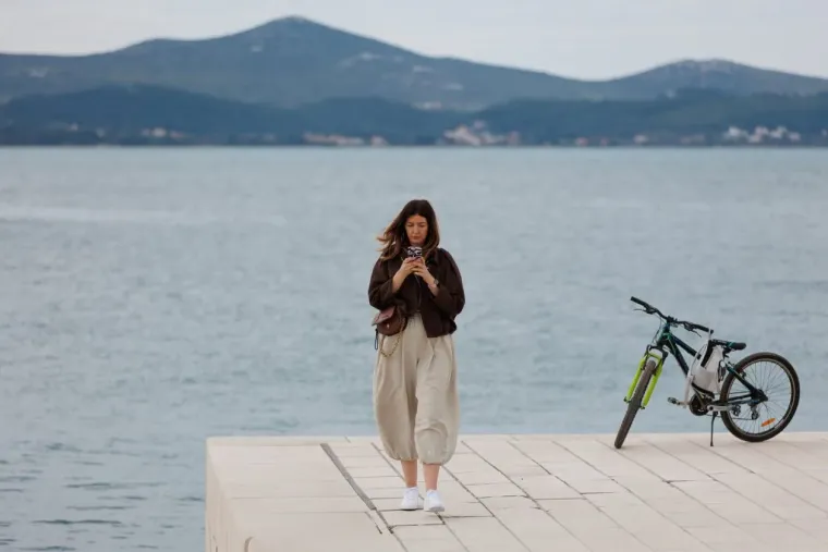 Zadranke znaju kako privući poglede: Minice i duge noge, a ovo su najbolje kombinacije
