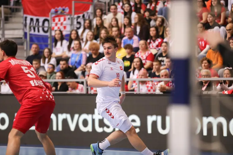 Tribine pune ljepote, glamura i poznatih lica: Evo tko je bio na utakmici Hrvatska - &Scaron;vicarska