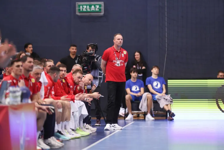 Tribine pune ljepote, glamura i poznatih lica: Evo tko je bio na utakmici Hrvatska - &Scaron;vicarska