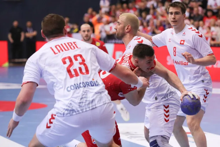 Tribine pune ljepote, glamura i poznatih lica: Evo tko je bio na utakmici Hrvatska - &Scaron;vicarska