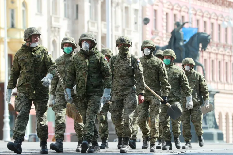 Kao da je bilo jučer: Držali smo smo se skupa, a nismo smjeli. Zemlja se tresla, cigle su padale...