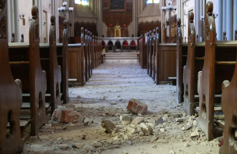 Kao da je bilo jučer: Držali smo smo se skupa, a nismo smjeli. Zemlja se tresla, cigle su padale...