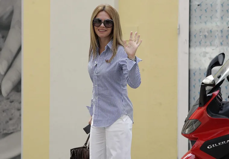 Bila je najveća zvijezda 90-ih, biv&scaron;i ju je izbacio na ulicu: Evo kako se mijenjala Vlatka Pokos