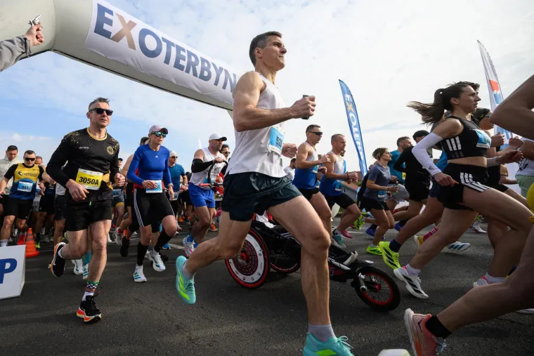 Tisuće ljudi jutros trčalo Zagrebom: Pogledajte atmosferu ispred NSK