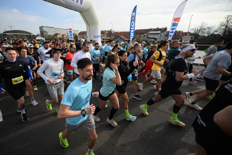 Tisuće ljudi jutros trčalo Zagrebom: Pogledajte atmosferu ispred NSK