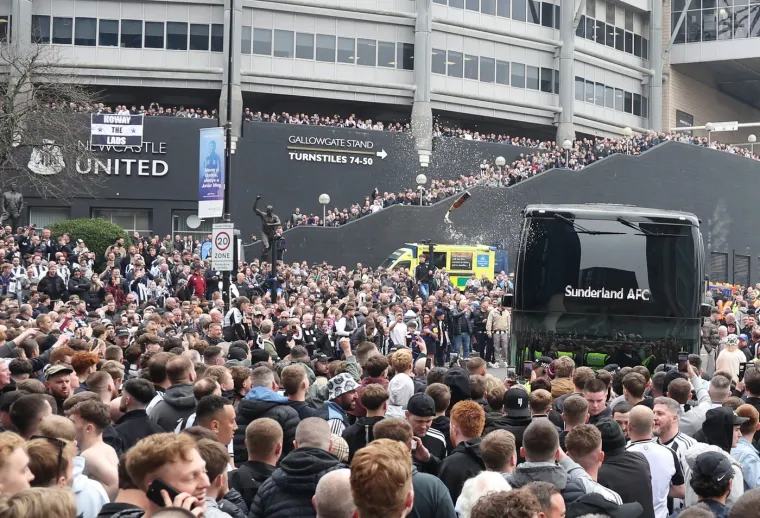 Sunderland slavio u žestokom derbiju kojemu su prethodili veliki navijački neredi