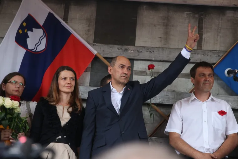Jedina je uspjela 'smiriti' slovenskog zavodnika: Tko je 20 godina mlađa supruga Janeza Jan&scaron;e?