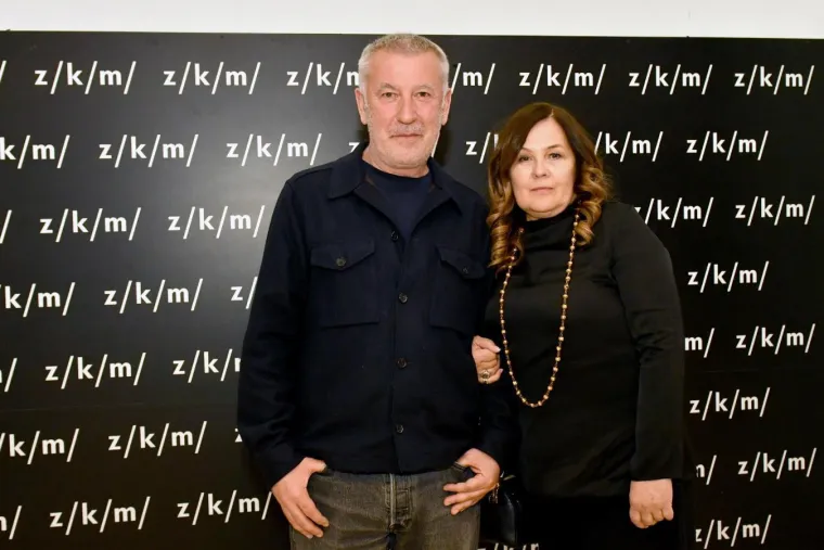 Domaći glumci se okupili u ZKM-u, a svi su gledali novi imidž Bojane Gregorić Vejzović