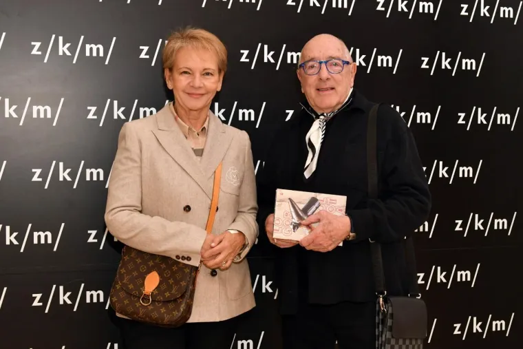 Domaći glumci se okupili u ZKM-u, a svi su gledali novi imidž Bojane Gregorić Vejzović