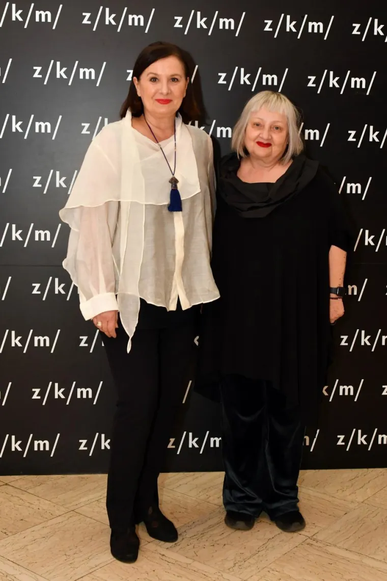 Domaći glumci se okupili u ZKM-u, a svi su gledali novi imidž Bojane Gregorić Vejzović