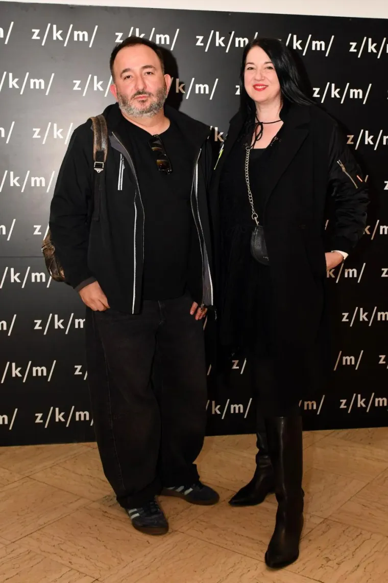 Domaći glumci se okupili u ZKM-u, a svi su gledali novi imidž Bojane Gregorić Vejzović