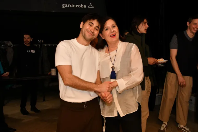 Domaći glumci se okupili u ZKM-u, a svi su gledali novi imidž Bojane Gregorić Vejzović