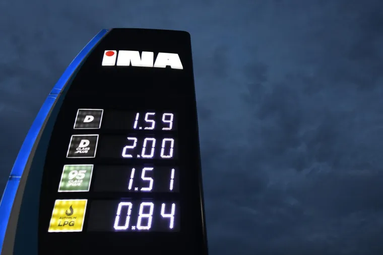 Hrvati nikad nisu skuplje tankali: Pogledajte koliko smo gorivo plaćali prije &scaron;est godina