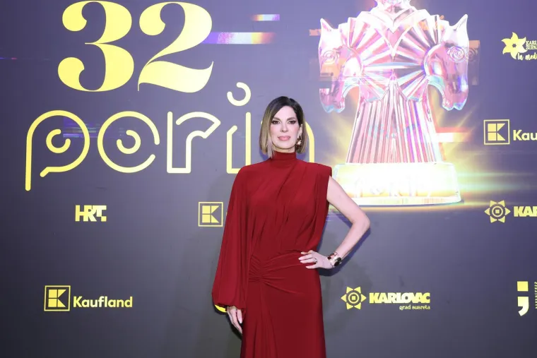 Bojana Gregorić Vejzović prkosi vremenu: Dani prolaze, a ona izgleda isto kao prije 20 godina