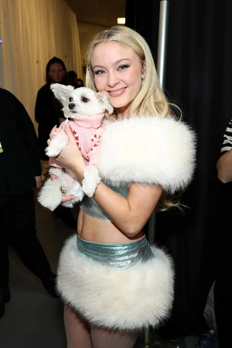 Plavokosu Zaru Larsson uspoređuju s Barbie, a jedan komentar ju je ko&scaron;tao tri milijuna