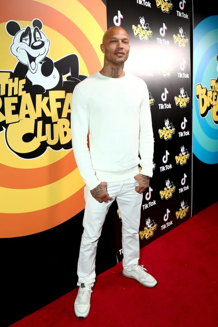 Žene su mu u zatvor slale goli&scaron;ave fotografije i novac: Ovako sada izgleda 'najzgodniji robija&scaron;'