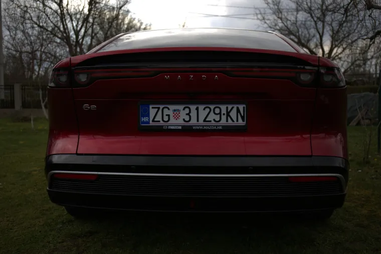 Je li ovo najljep&scaron;i automobil dana&scaron;njice? Mislili su na ba&scaron; svaki detalj, pogledajte ljepoticu