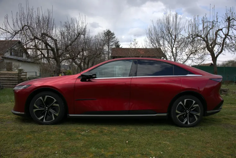 Je li ovo najljep&scaron;i automobil dana&scaron;njice? Mislili su na ba&scaron; svaki detalj, pogledajte ljepoticu